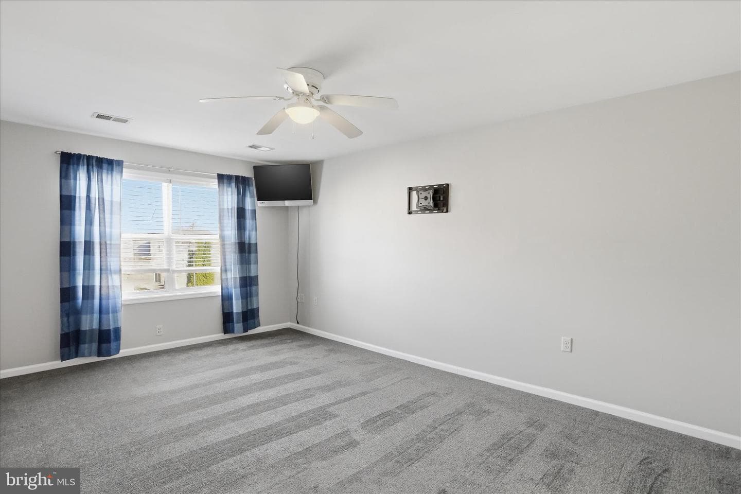 342 Fridinger Avenue photo 27