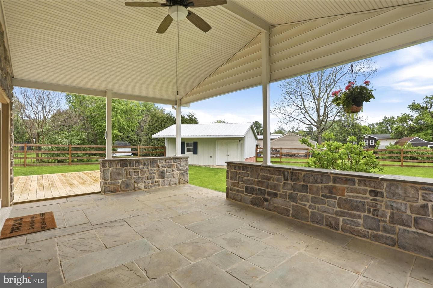 13812 Countryside Drive photo 42
