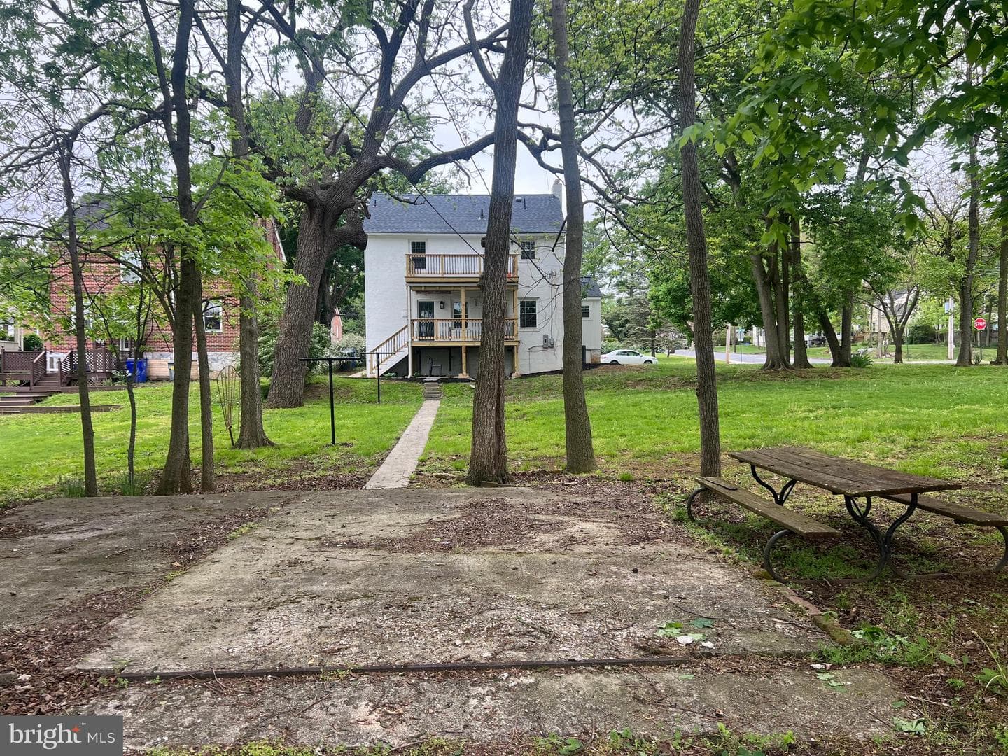 1005 Woodland Way photo 15
