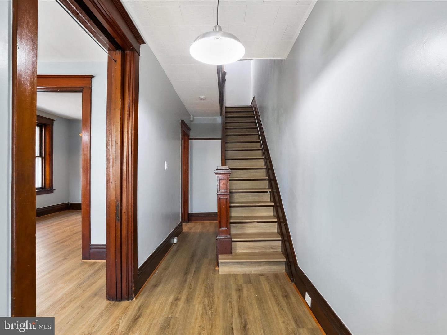 319 West Side Avenue photo 5