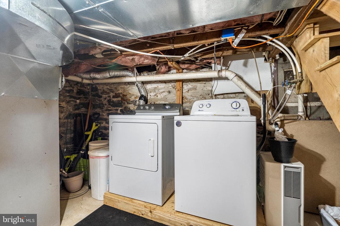 247 N Mulberry Street photo 21