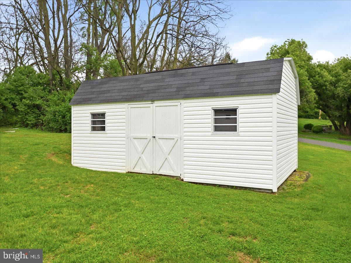 10031 Beaver Creek Church Road photo 4