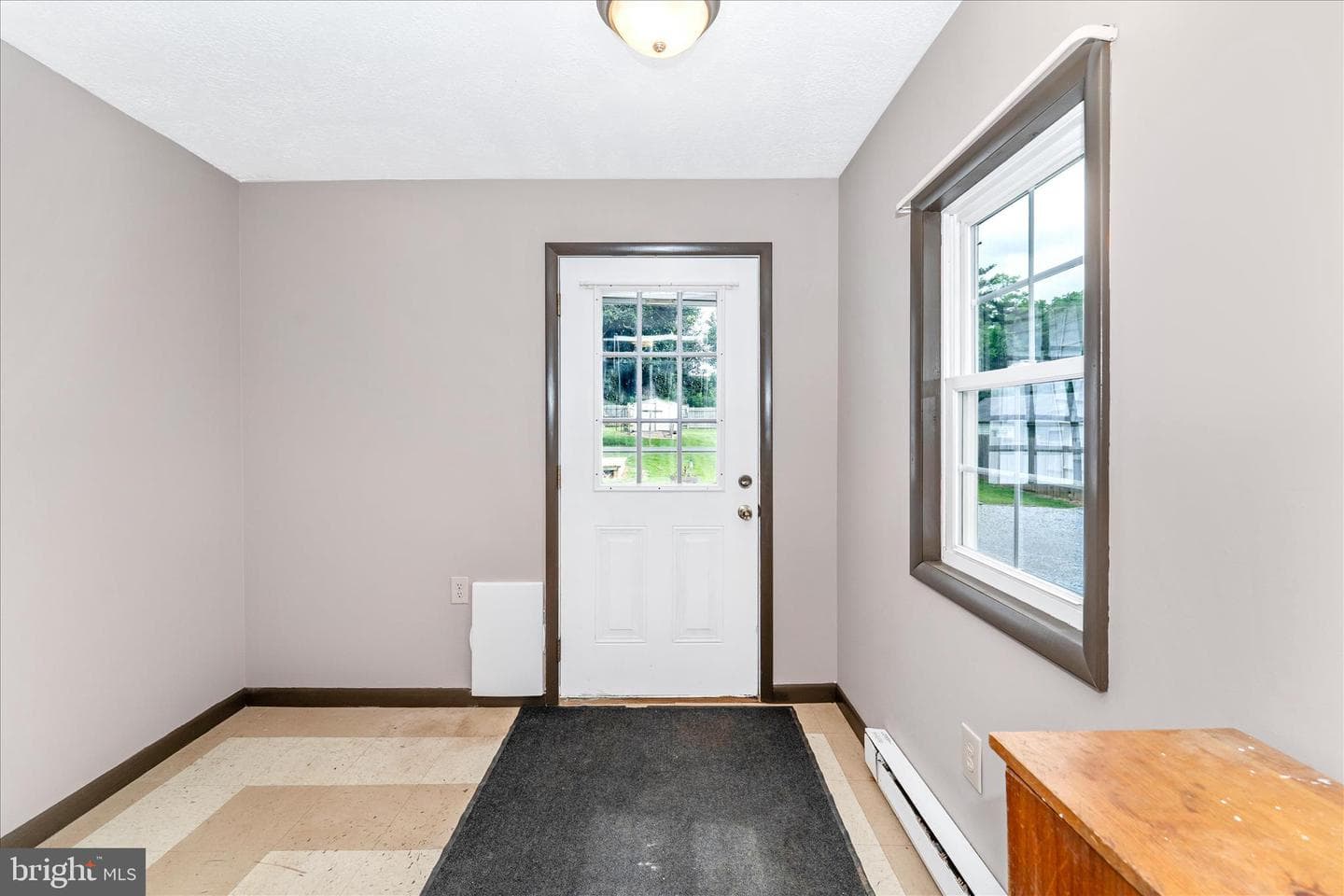21321 Leiter Street photo 22