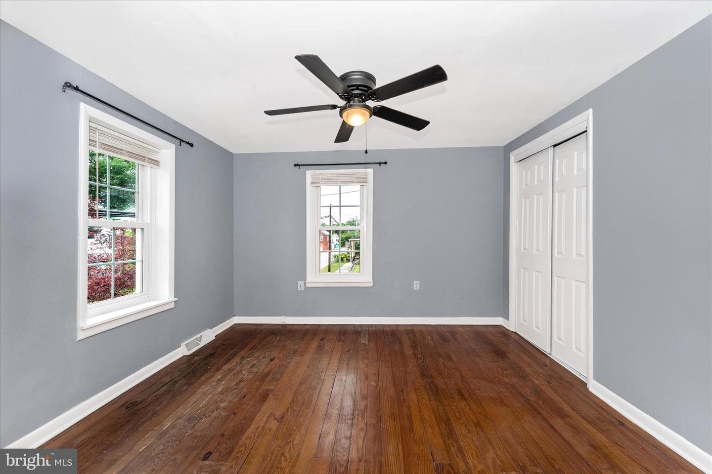 21321 Leiter Street photo 29