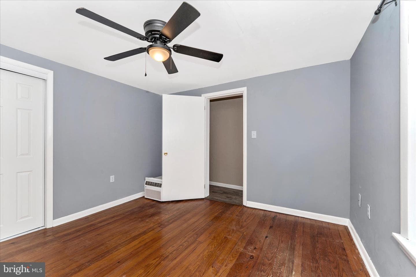 21321 Leiter Street photo 30