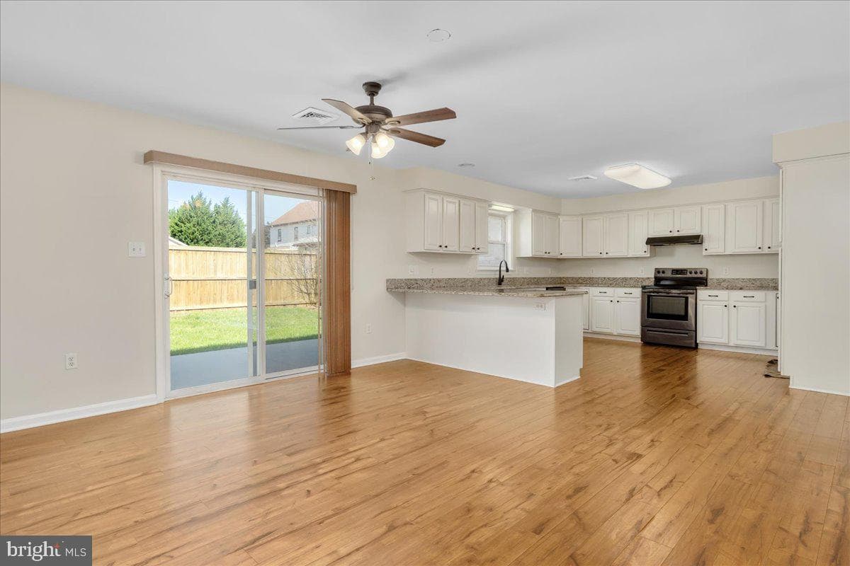 13401 Cherry Tree Circle photo 15