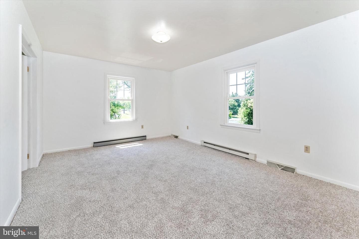 130 E Potomac Street photo 22