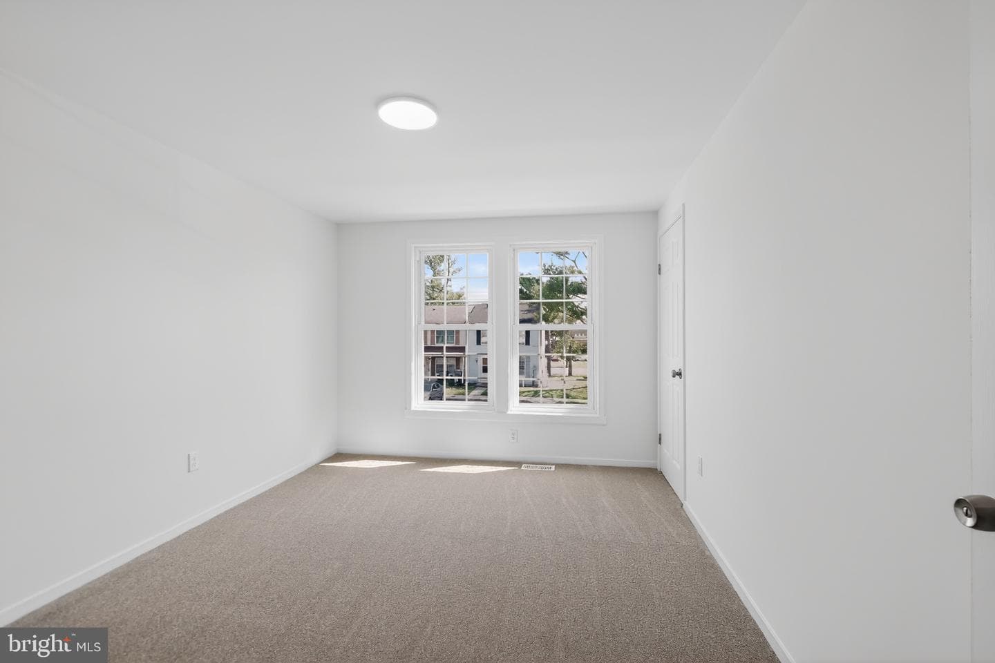 1531 Iris Court photo 14