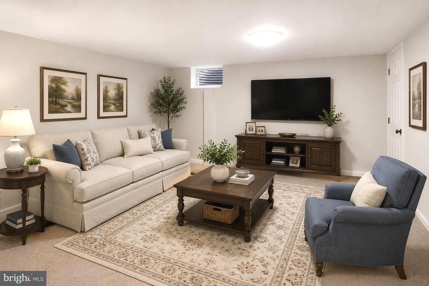1531 Iris Court photo 17