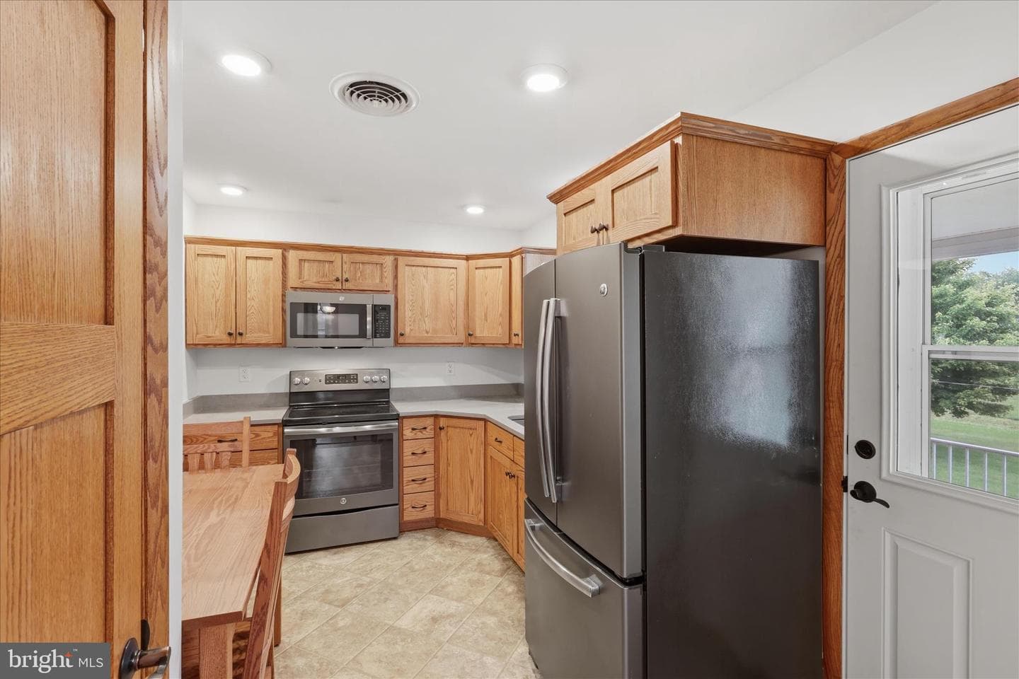 12421 Nesbitt Avenue photo 12