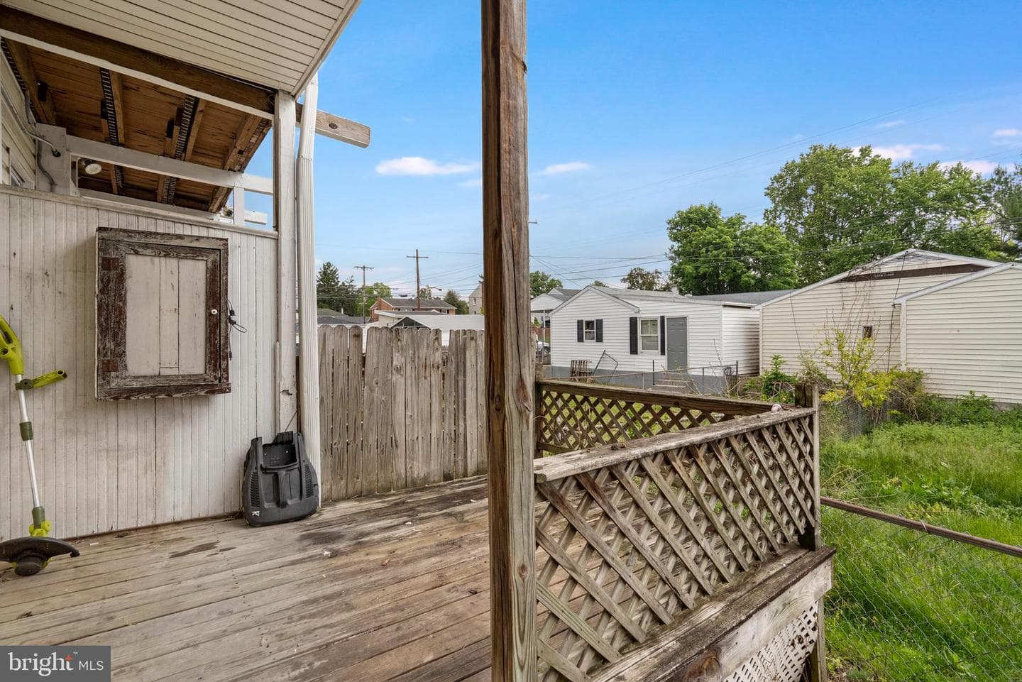 914 Salem Avenue photo 18