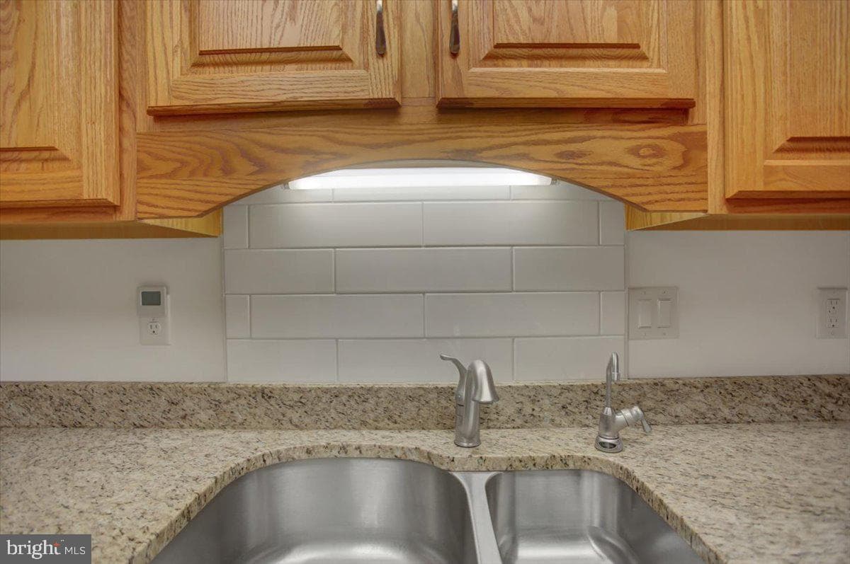 19446 Sapphire Drive photo 18