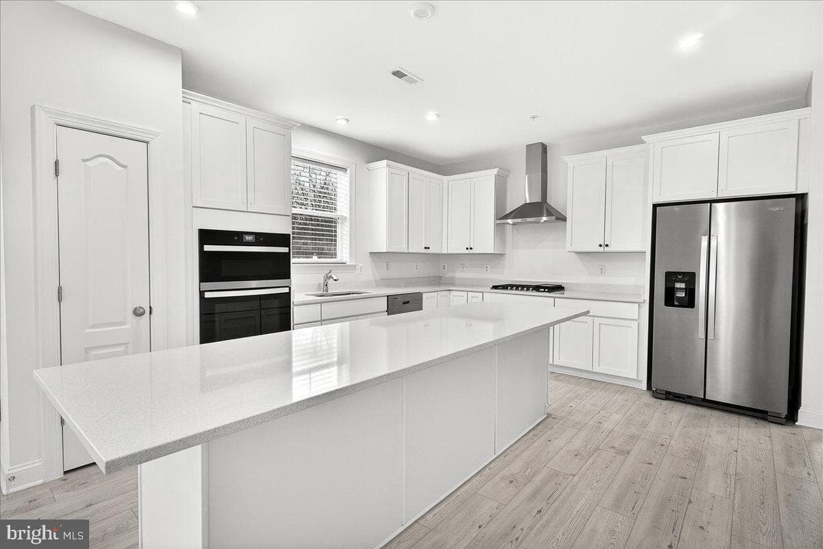 19601 Lavender Lane photo 9