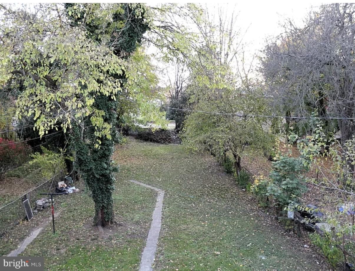 127 E Antietam Street photo 26