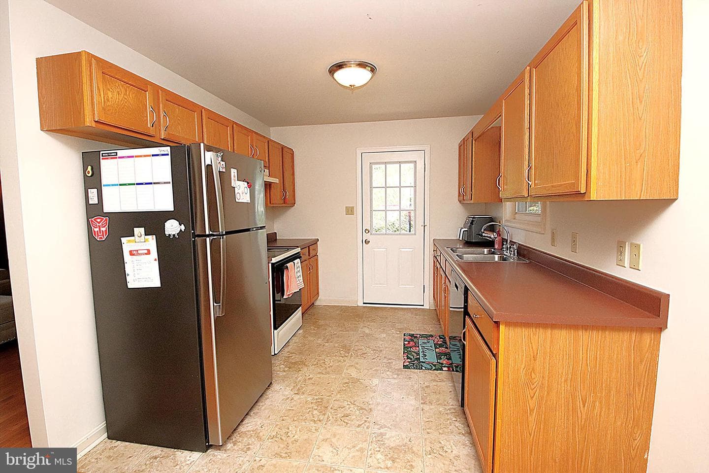 16903 Hampshire Drive photo 8
