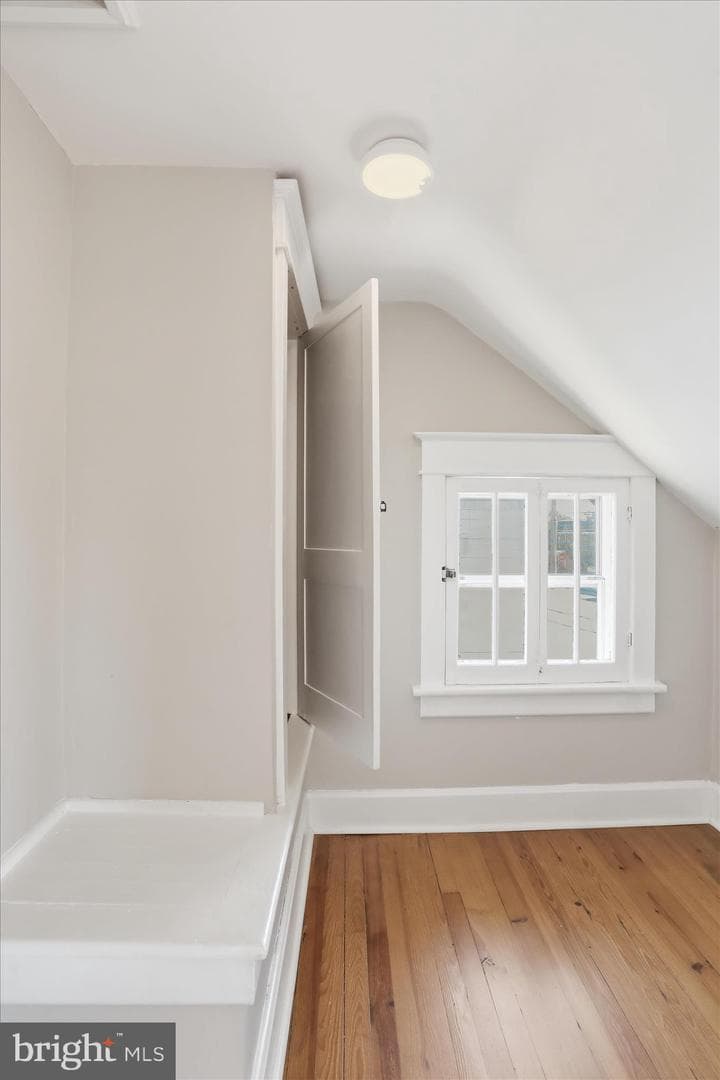 819 Summit Avenue photo 31