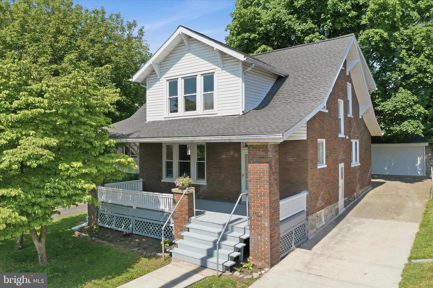 819 Summit Avenue photo 47