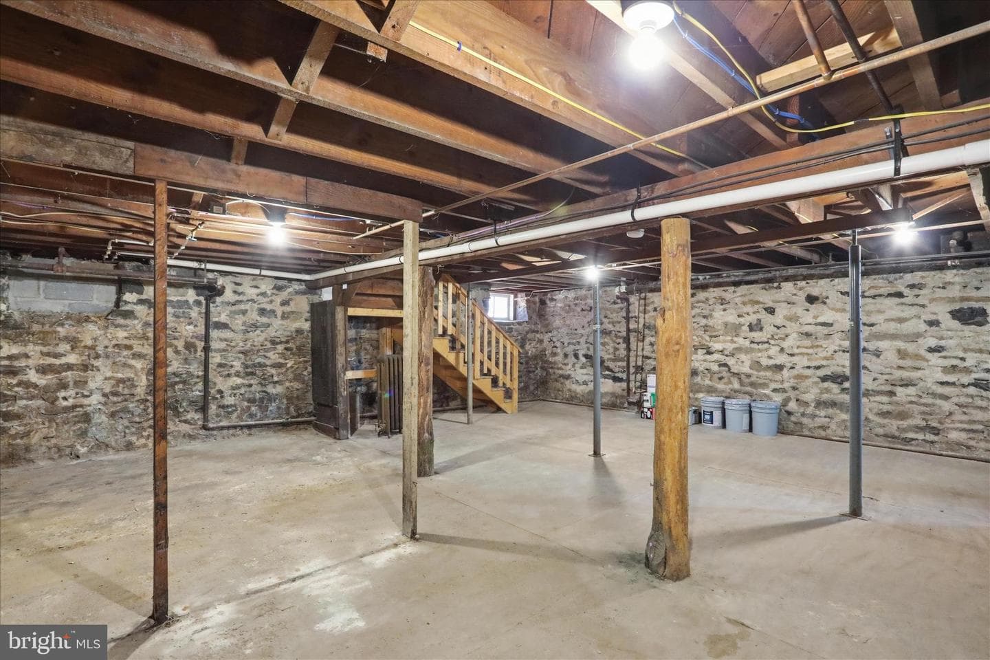819 Summit Avenue photo 67