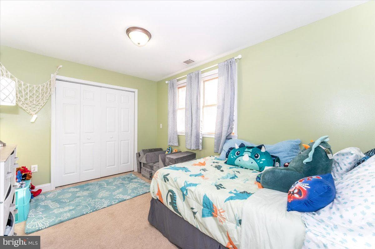 20504 Jefferson Boulevard photo 27