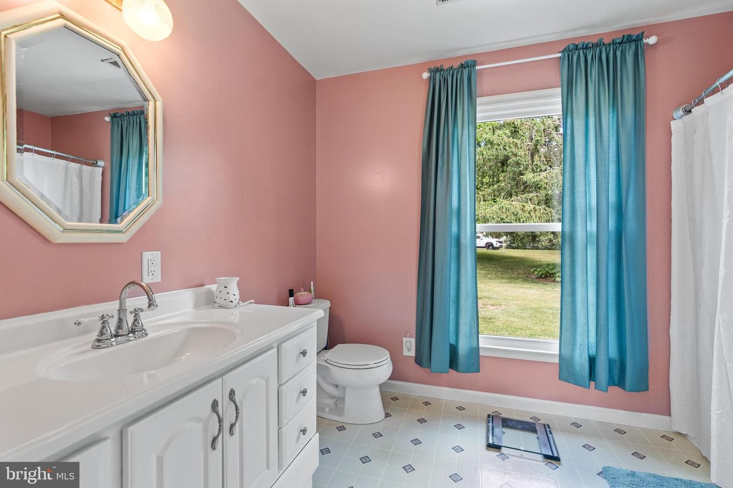14433 Hicksville Road photo 39