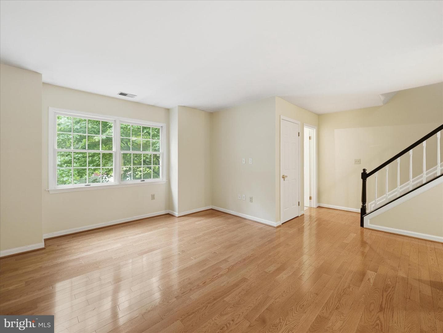 1002 Lindsay Lane photo 16