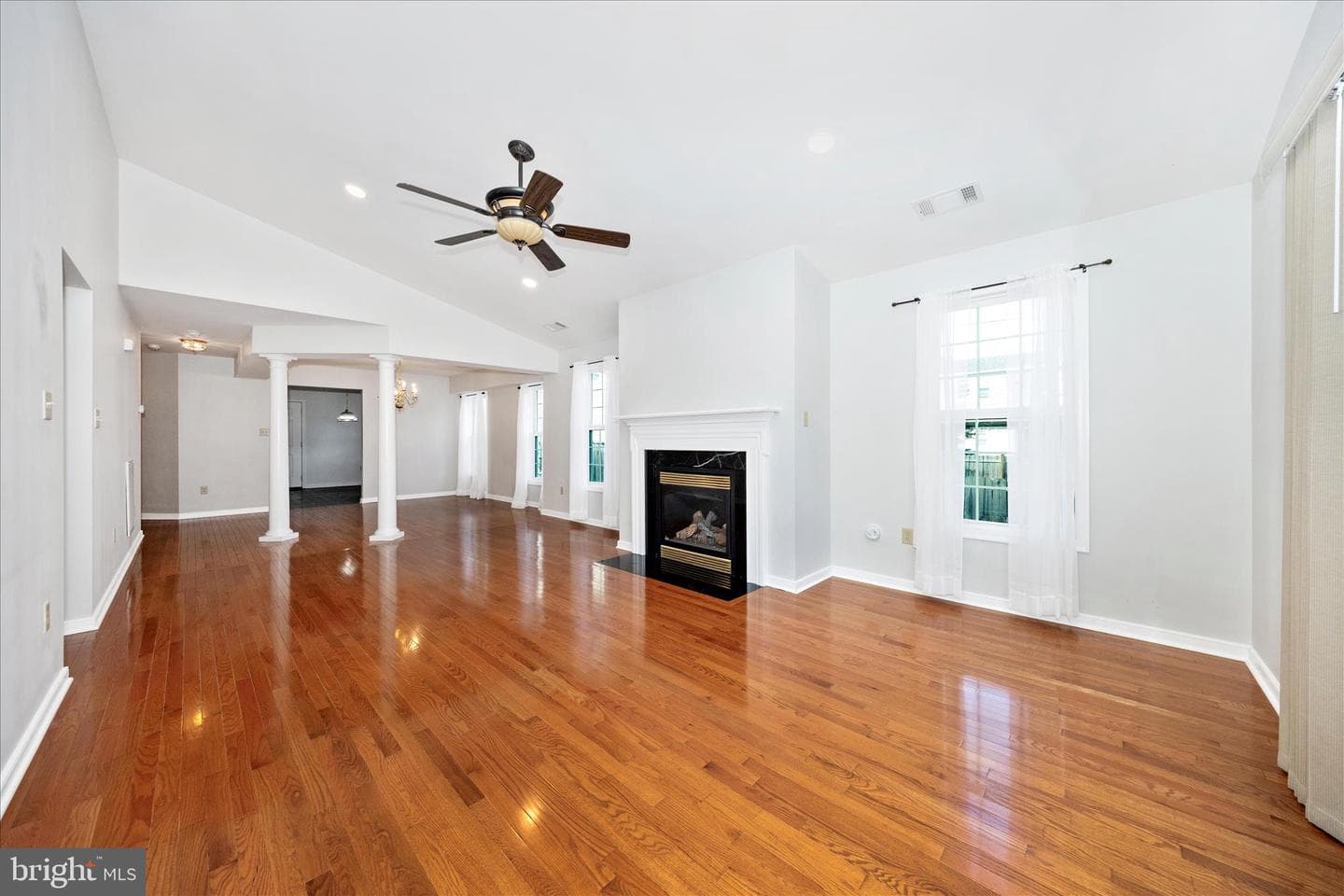 17817 Sherman Avenue photo 13