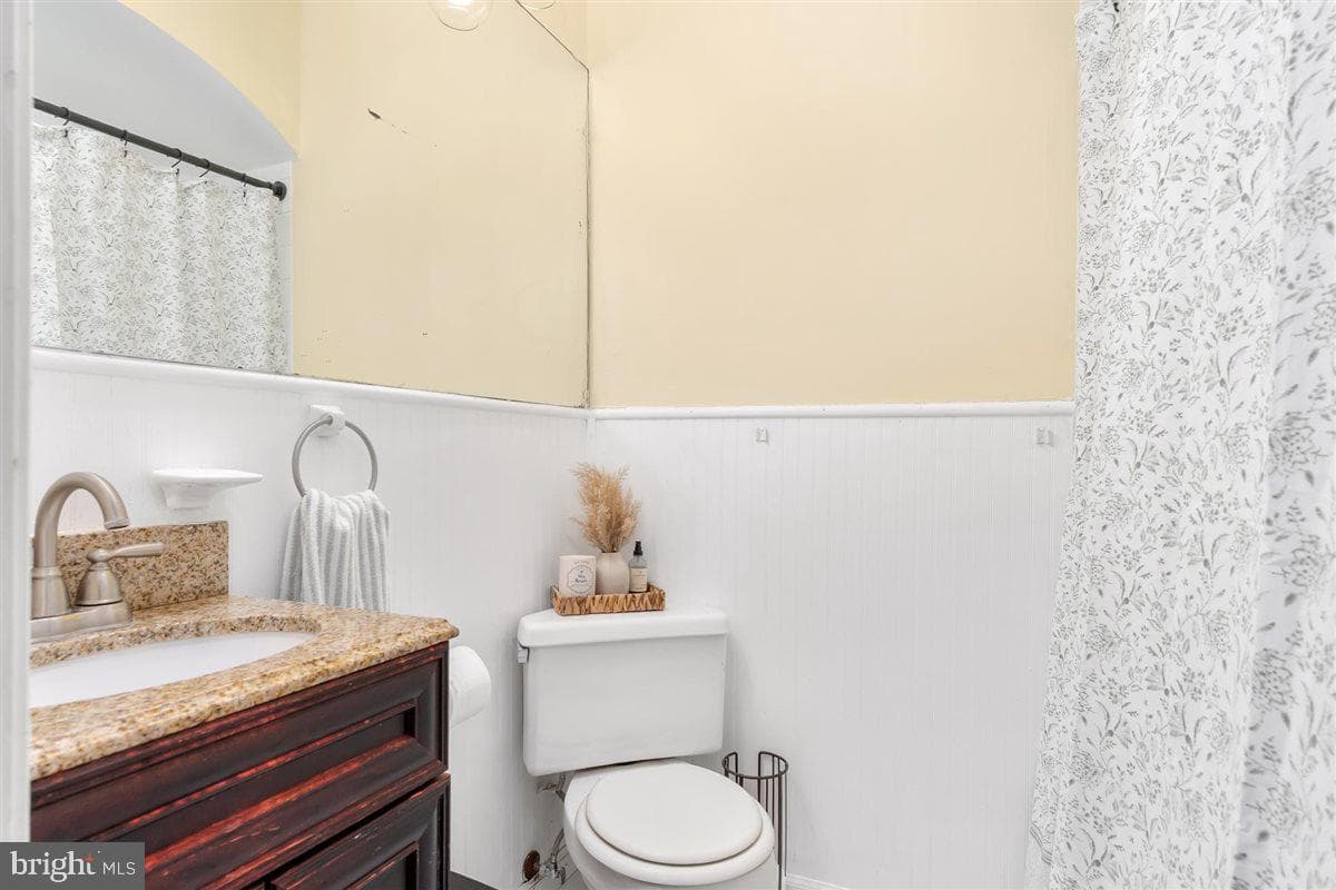 1009 Oak Hill Avenue photo 40