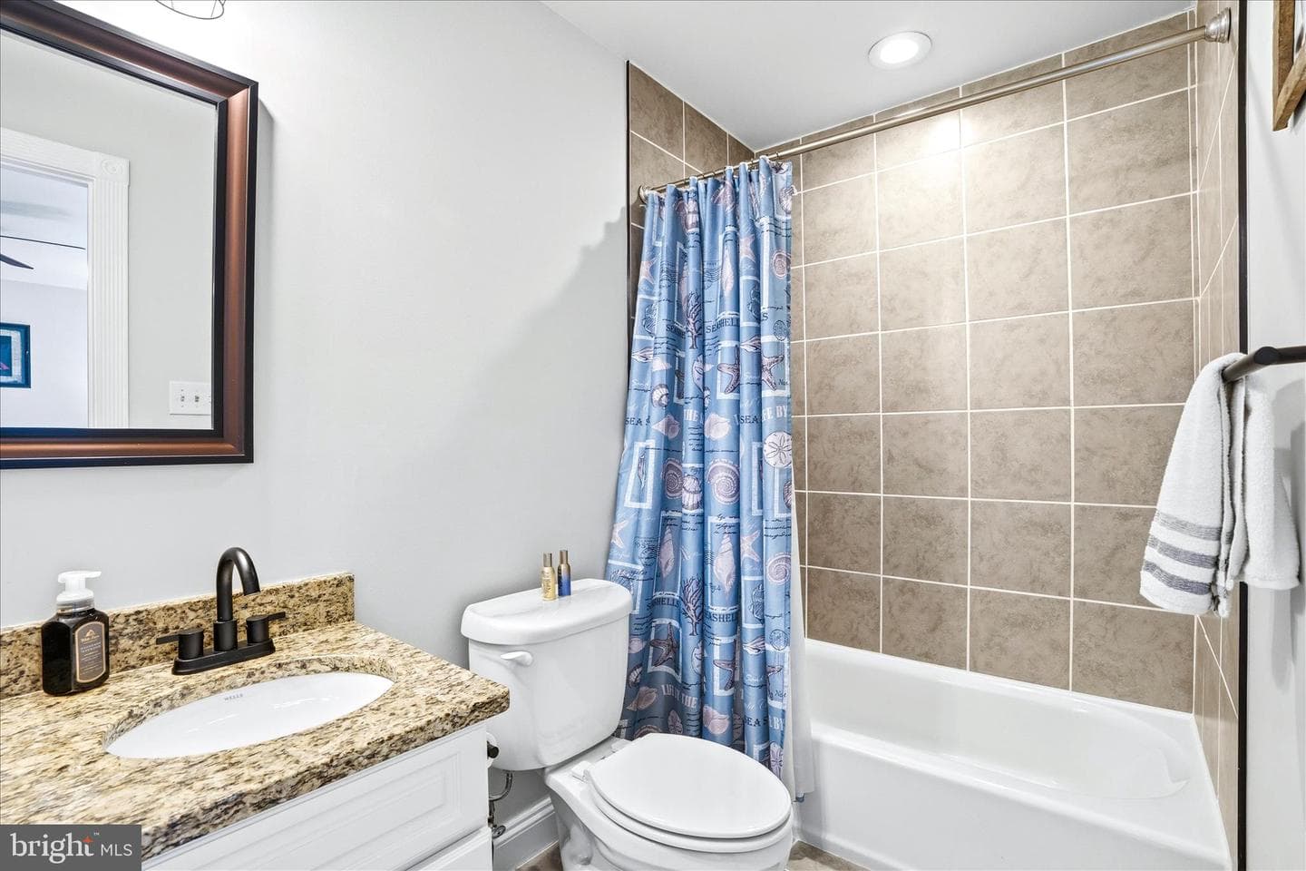 20510 Tehrani Lane photo 45