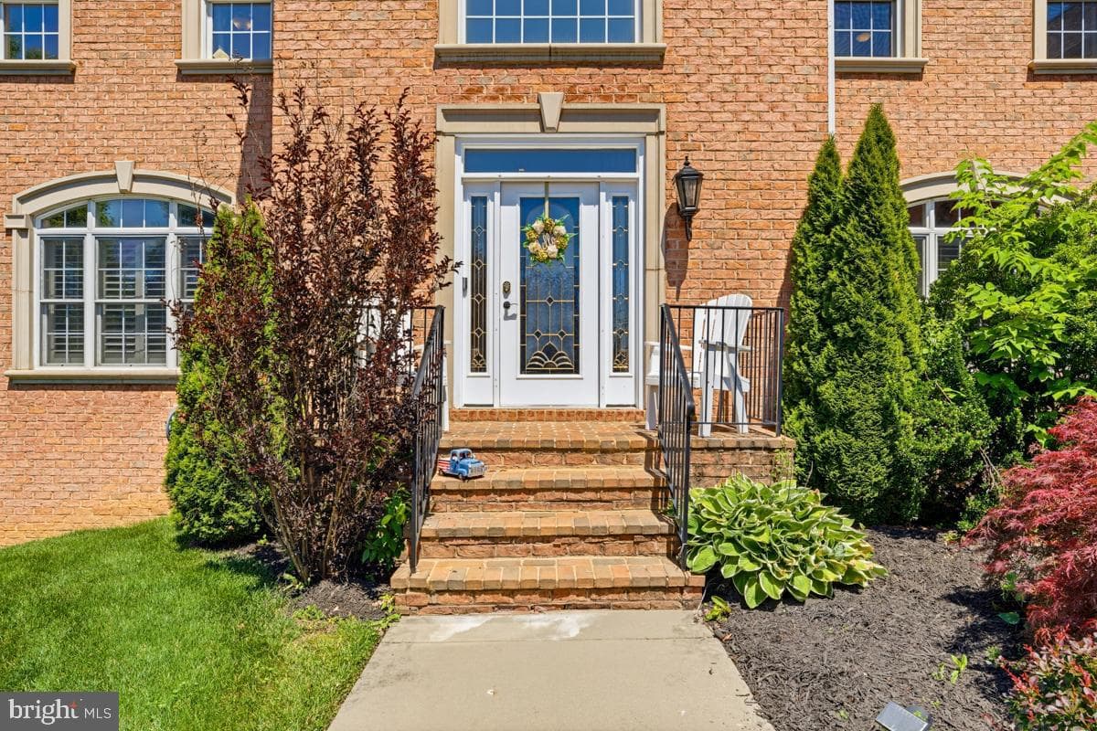 20510 Tehrani Lane photo 5