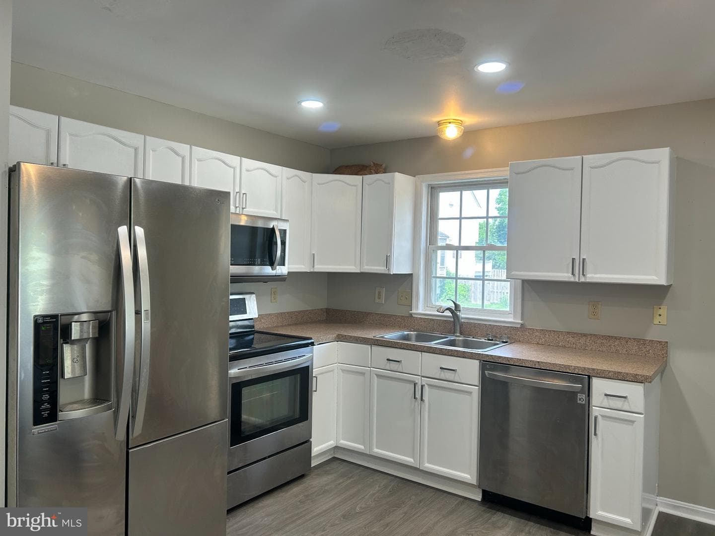 923 Mercer Drive photo 3