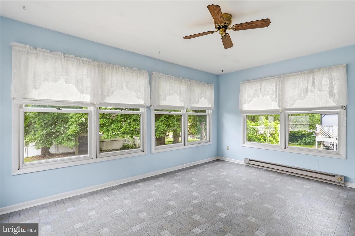 17813 Greentree Terrace photo 20