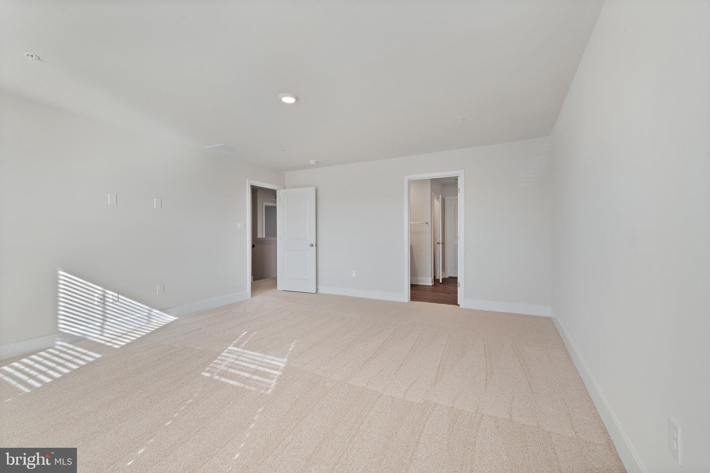 1216 Moller Avenue photo 18
