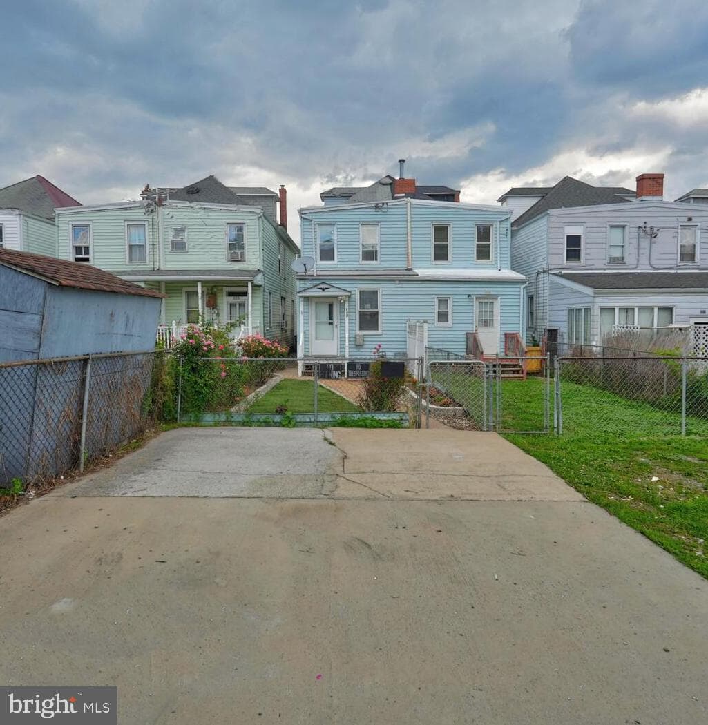 117 Mccomas Street photo 37