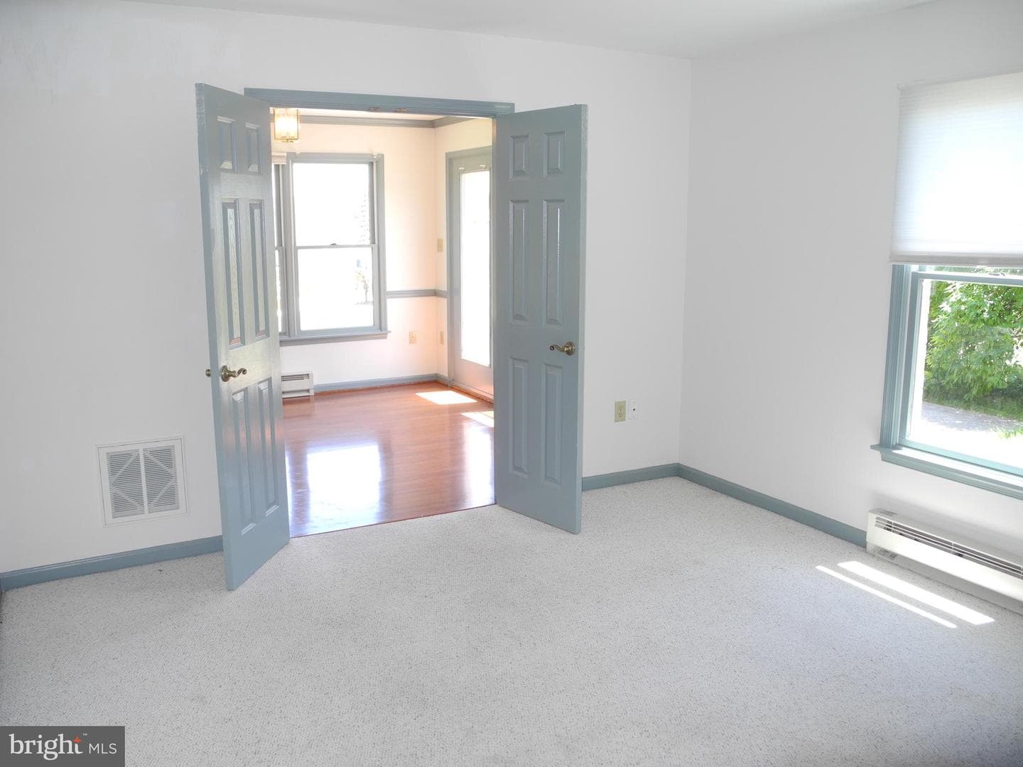 121 Southern Oak Dr photo 12