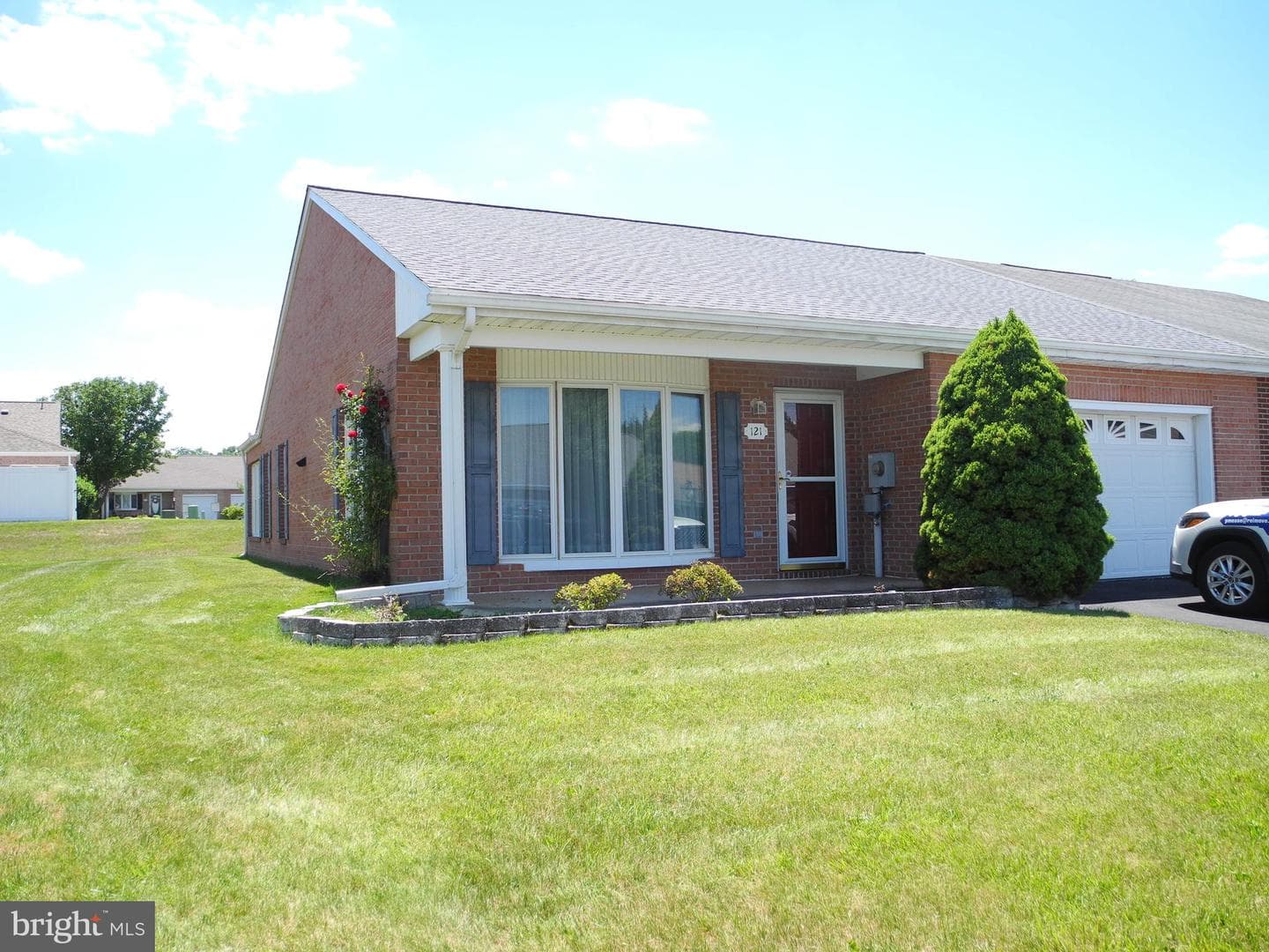 121 Southern Oak Dr photo 22