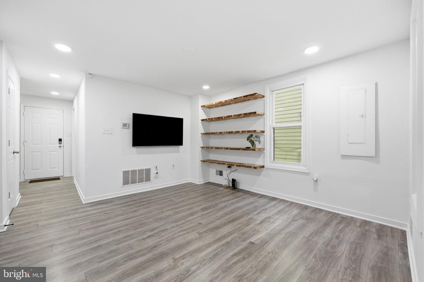 827 Chestnut Street photo 7