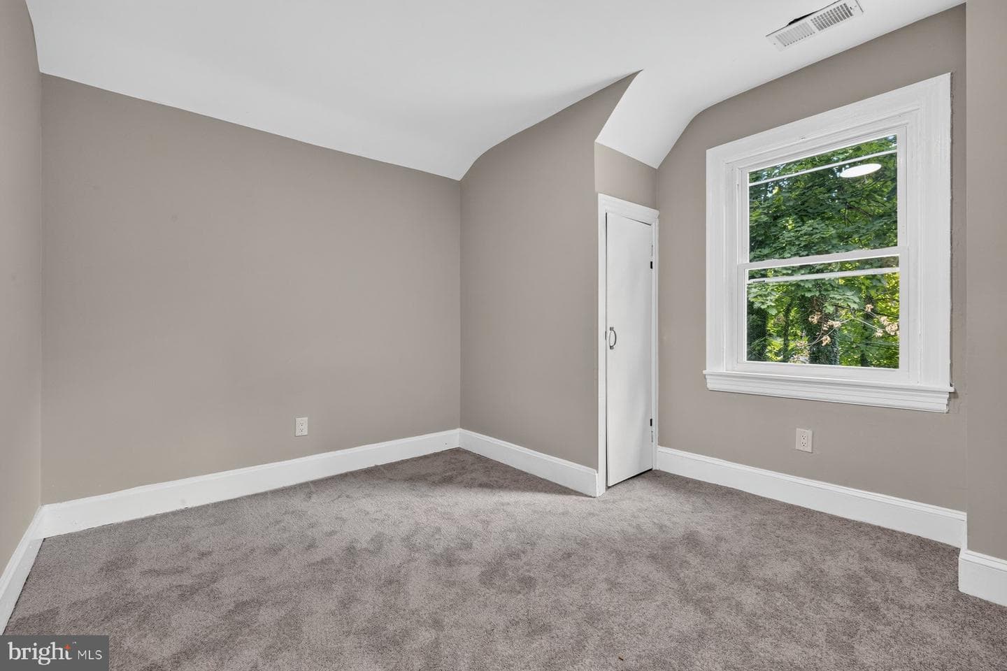 25546 Military Road photo 21
