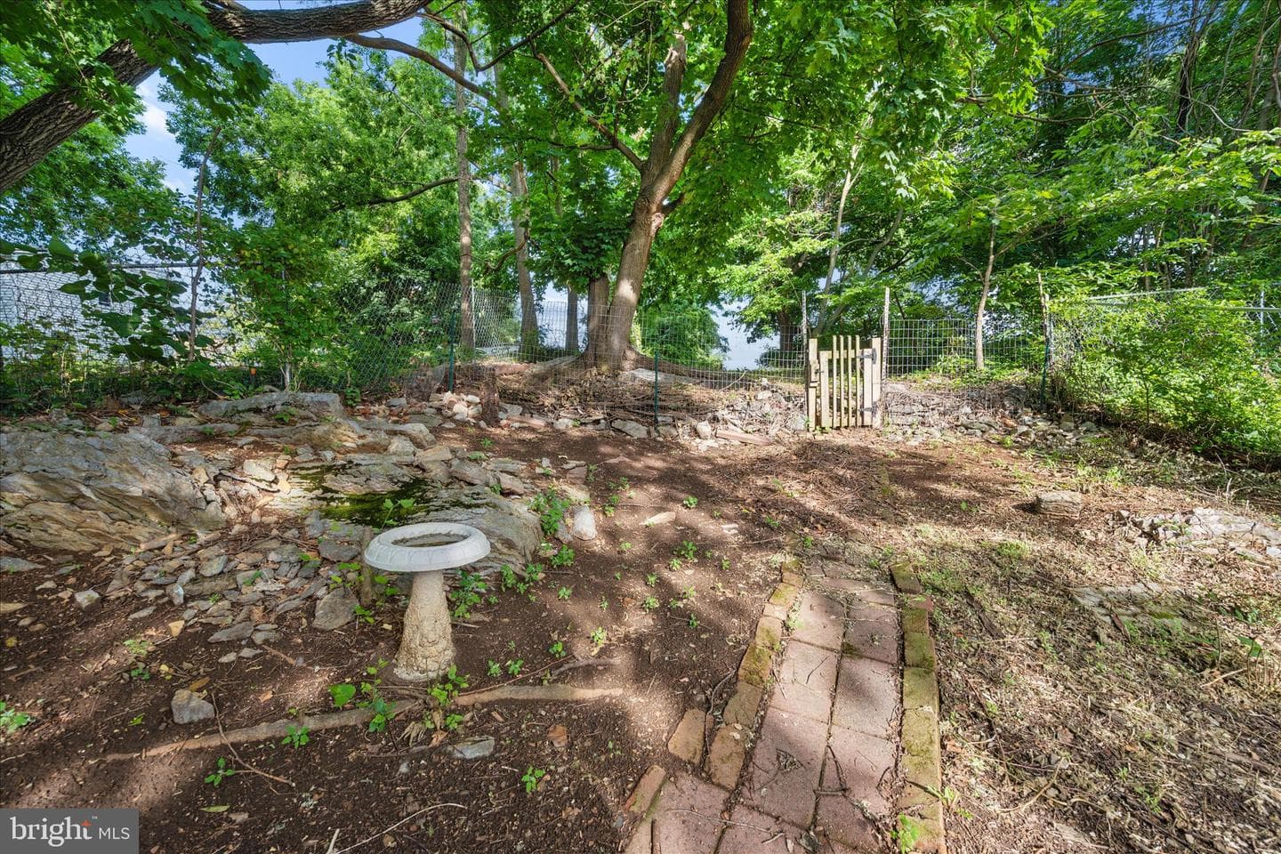 614 Maryland Ave photo 47