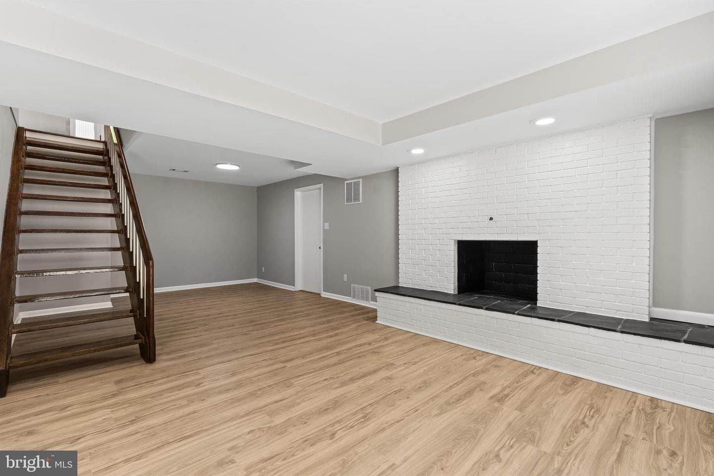 9838 Garis Shop Road photo 56