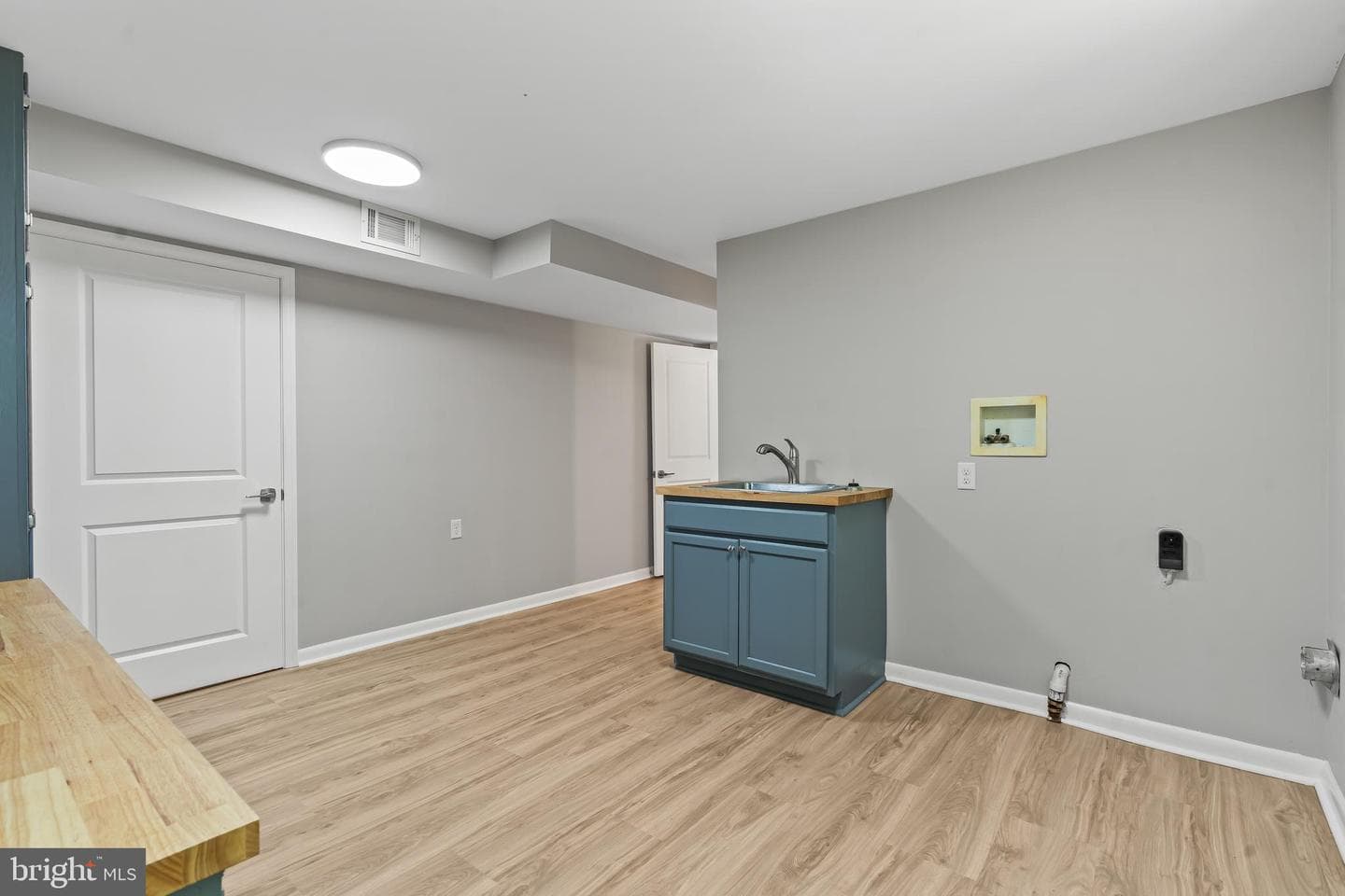 9838 Garis Shop Road photo 59