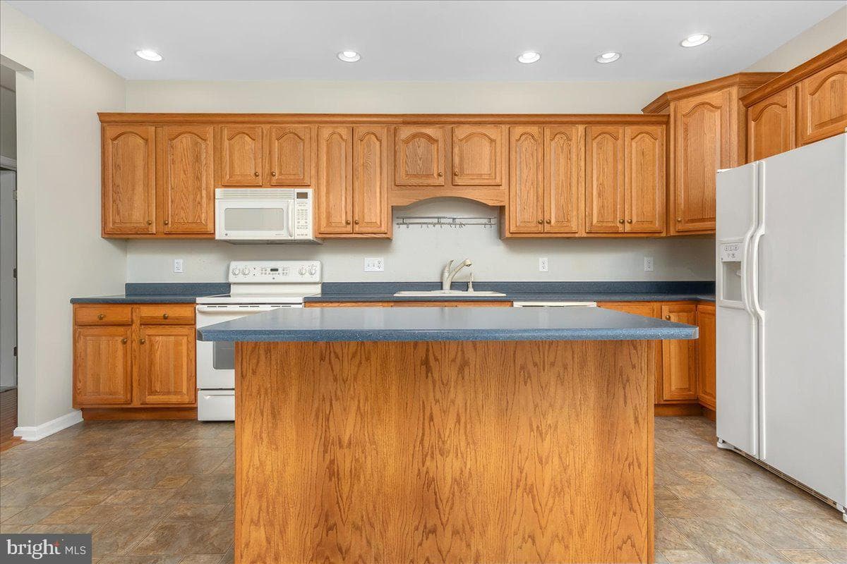 1845 Meridian Drive photo 11