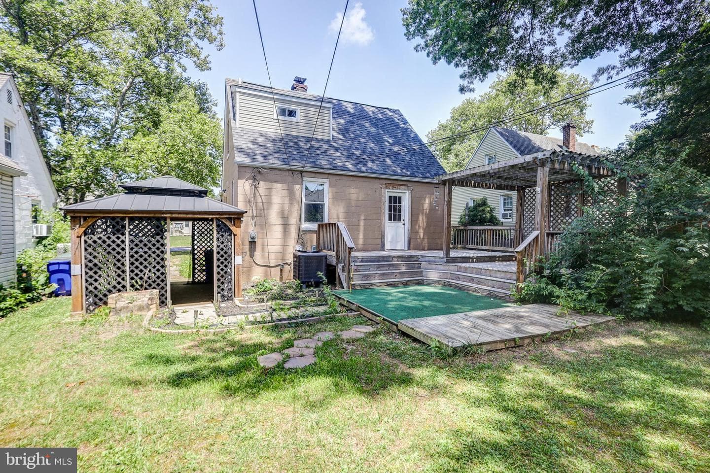 909 Beechwood Drive photo 5