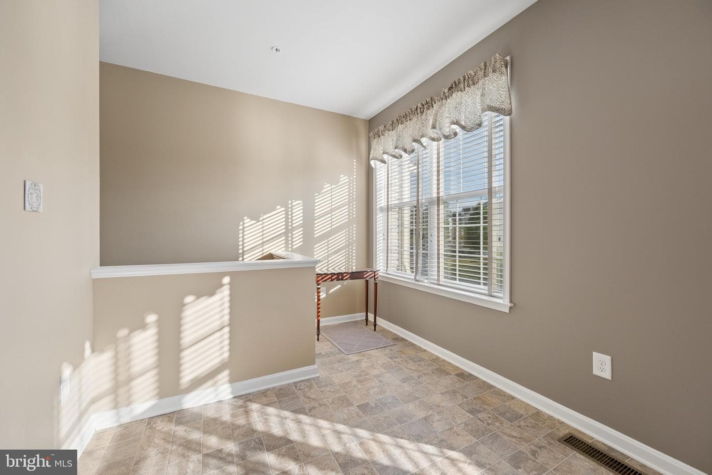 10367 Lantern Lane photo 24