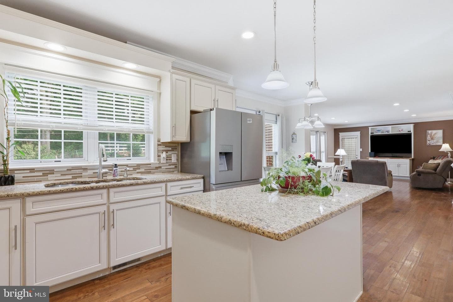 10738 Apple Tree Ln photo 16