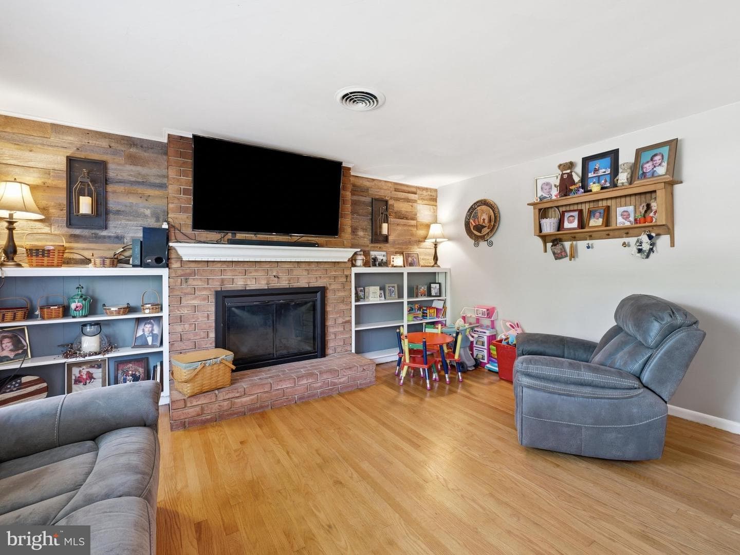 10535 Peachtree Lane photo 5