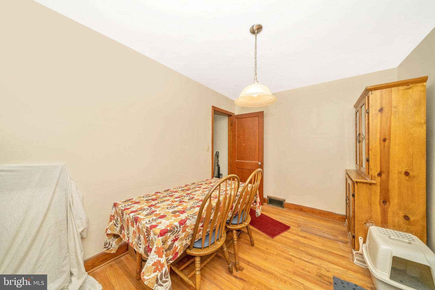 21841 Jefferson Boulevard photo 15