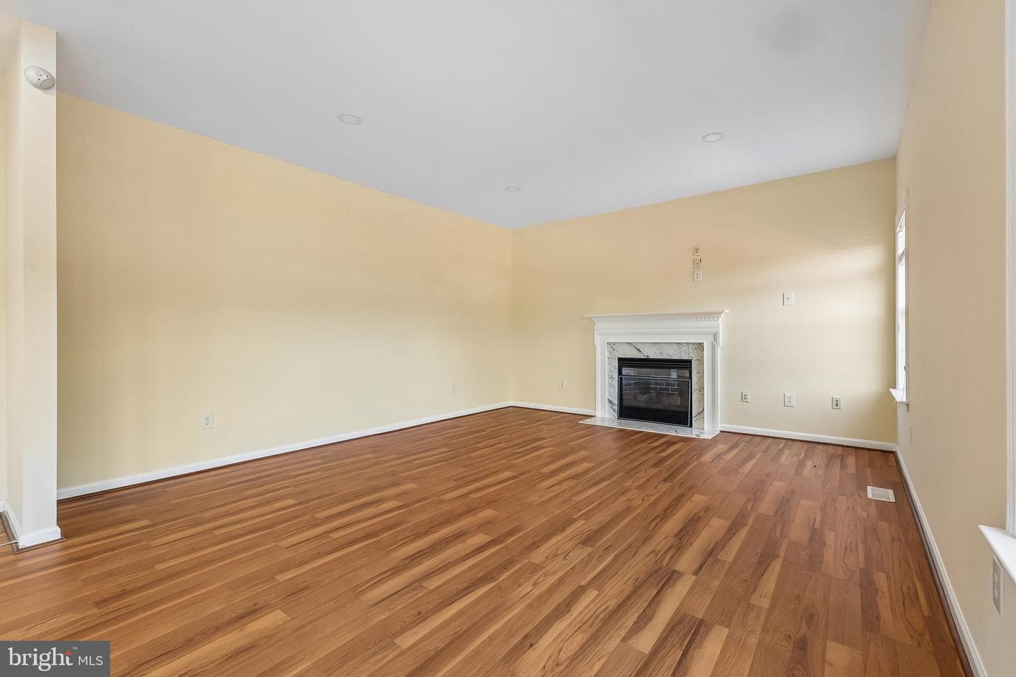18122 Samuel Cir photo 11