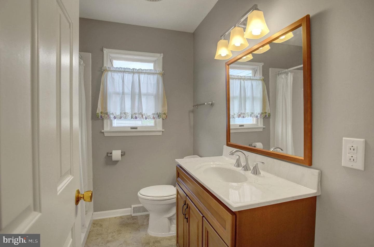 17203 Amber Drive photo 20