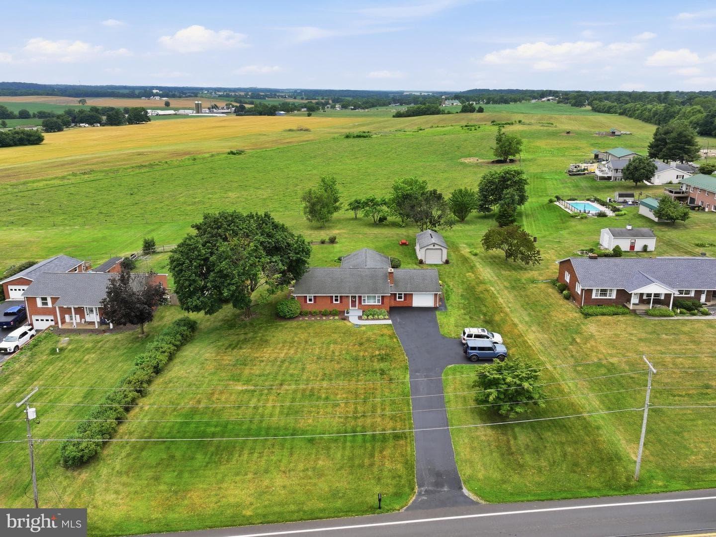 16913 Fairview Road photo 40