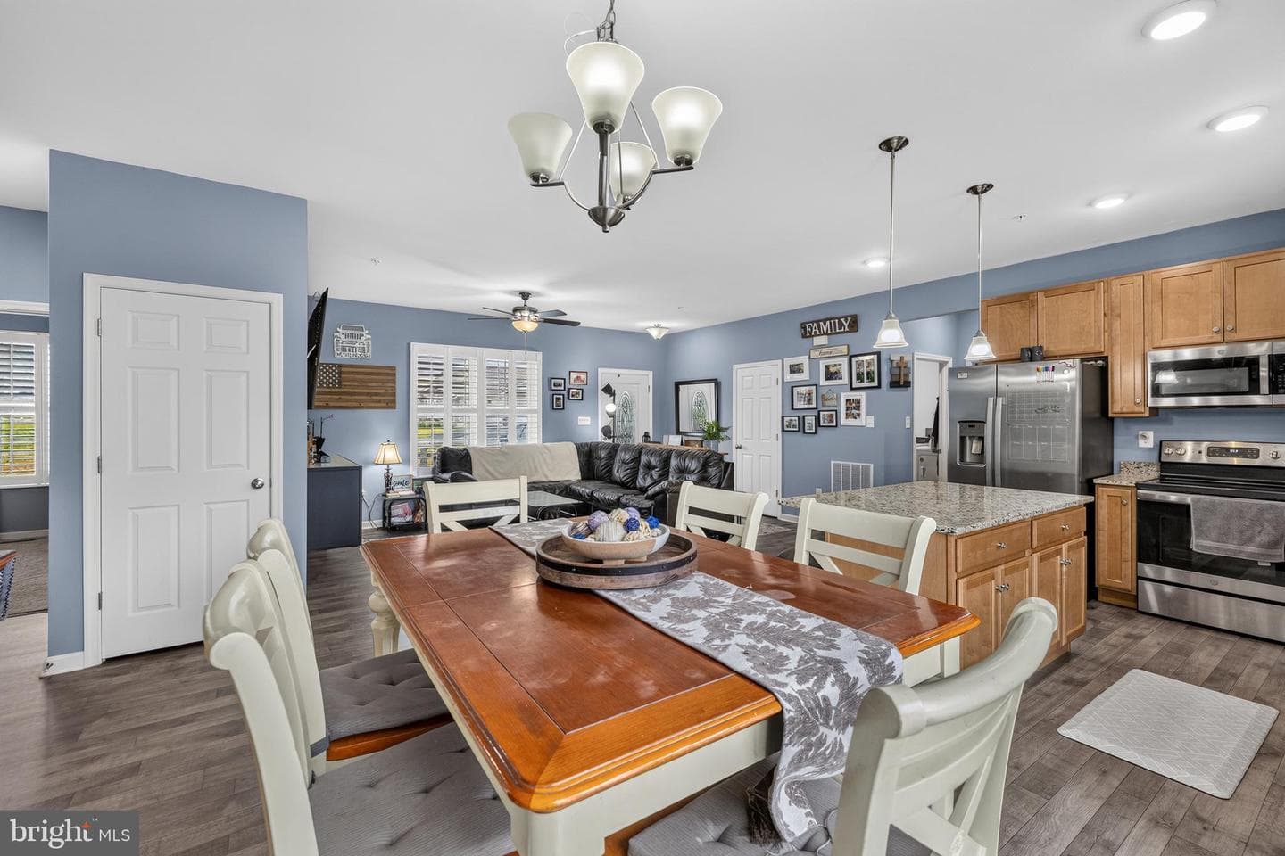 13862 Patriot Way photo 8